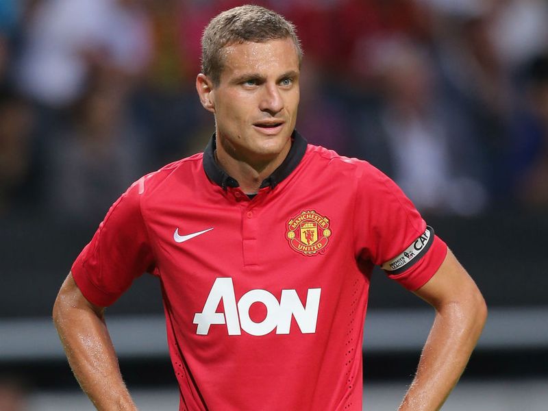 Vidic là một trung vệ MU huyền thoại Vidic là một trung vệ MU huyền thoại