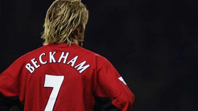 Cầu thủ Beckham, chân chuyền thượng hạng và ngôi sao quyền lực thế giới 1 Cầu thủ Beckham, chân chuyền thượng hạng và ngôi sao quyền lực thế giới